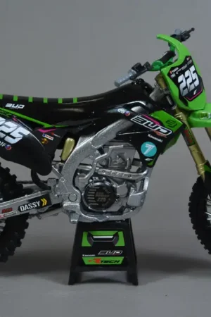 Maquette Kawasaki 250 KX-F Moreau échelle 1/12 Vente Flash
