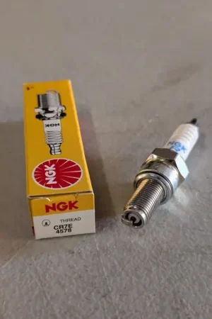 Vente Directe Bougie NGK Standard YAMAHA XT-X / R 660 04-16 (CR7E) (NGK 4578)